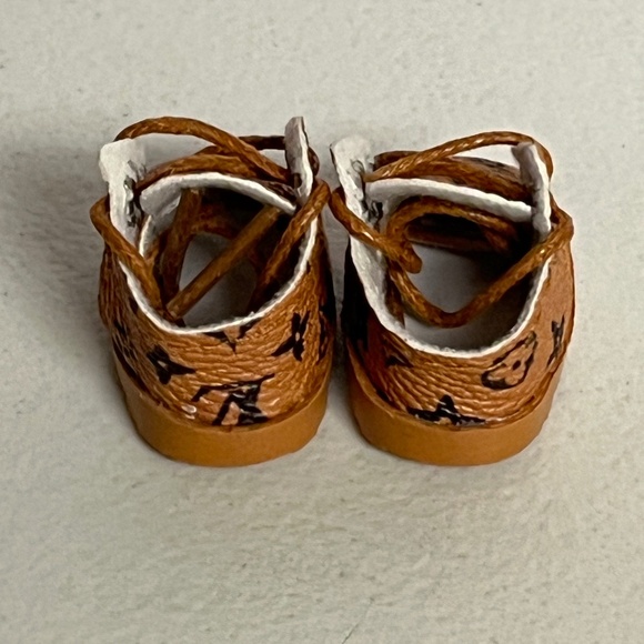 Labubu Designer Overalls Sneakers Bucket Hat 3 Piece Outfit Blue Suspenders Shoe - Picture 13 of 13